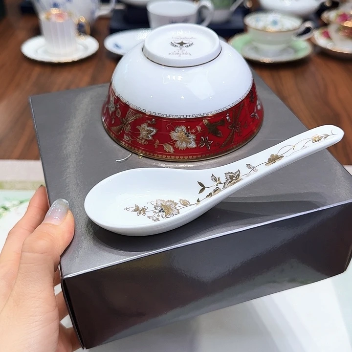 瓷片杯子杯子杯子水杯杯子水杯