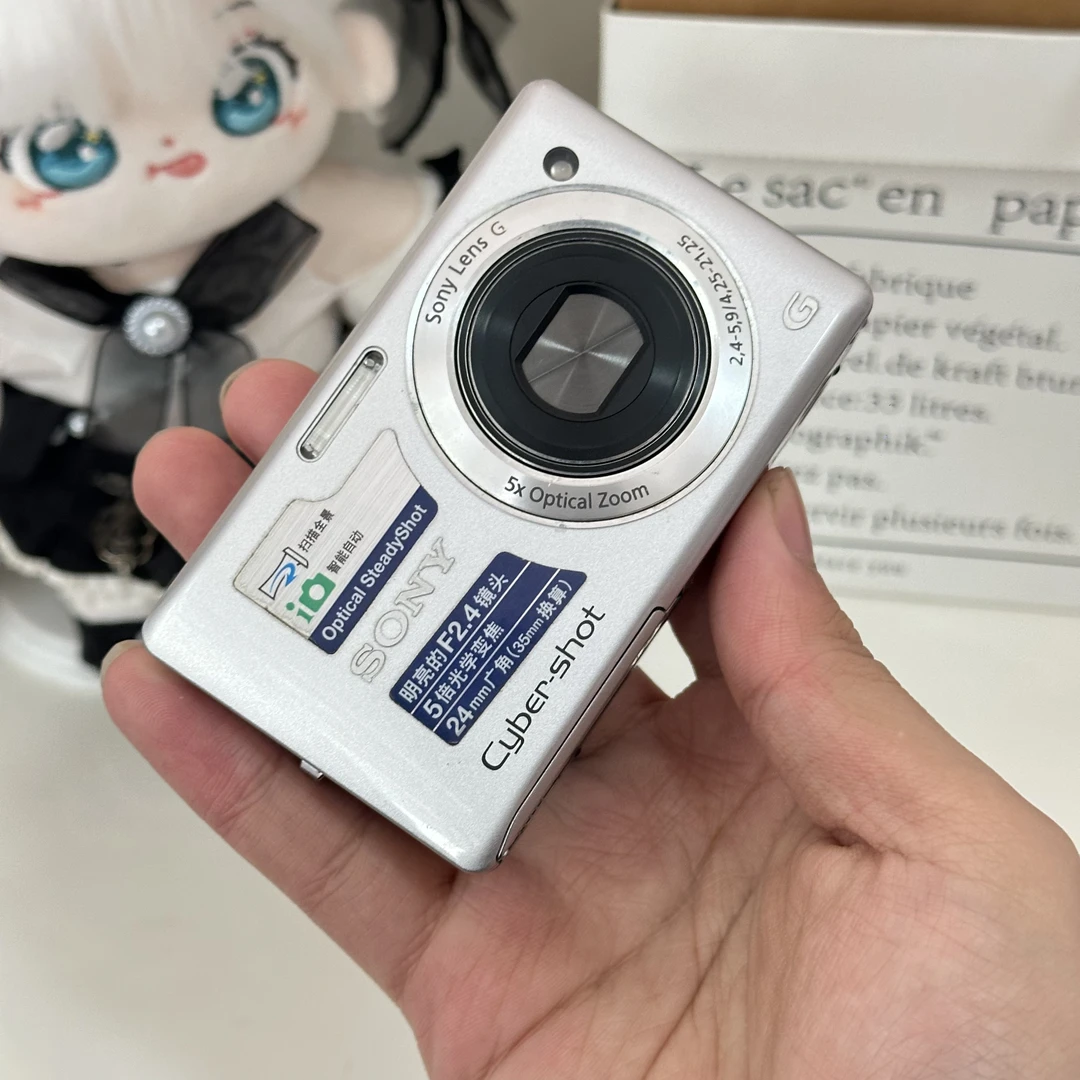 9新 Sony/索尼 索尼w390银色色彩感好1400万像素带配件