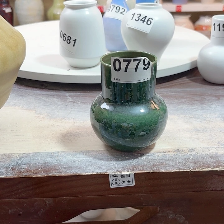 高12口6。摆件。0779