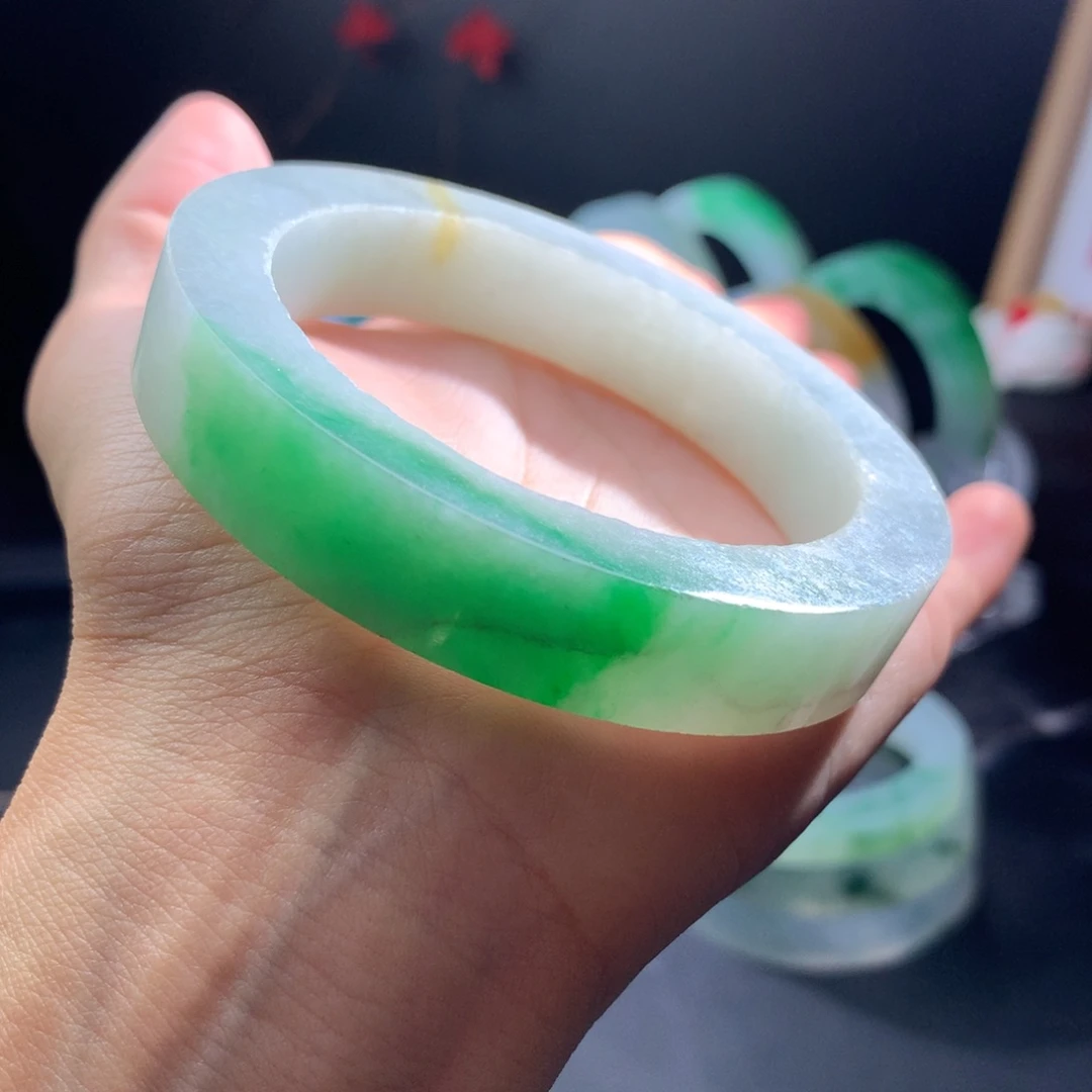 定制翡翠手镯未镶嵌