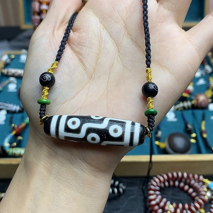玛瑙/玉髓颈饰合金