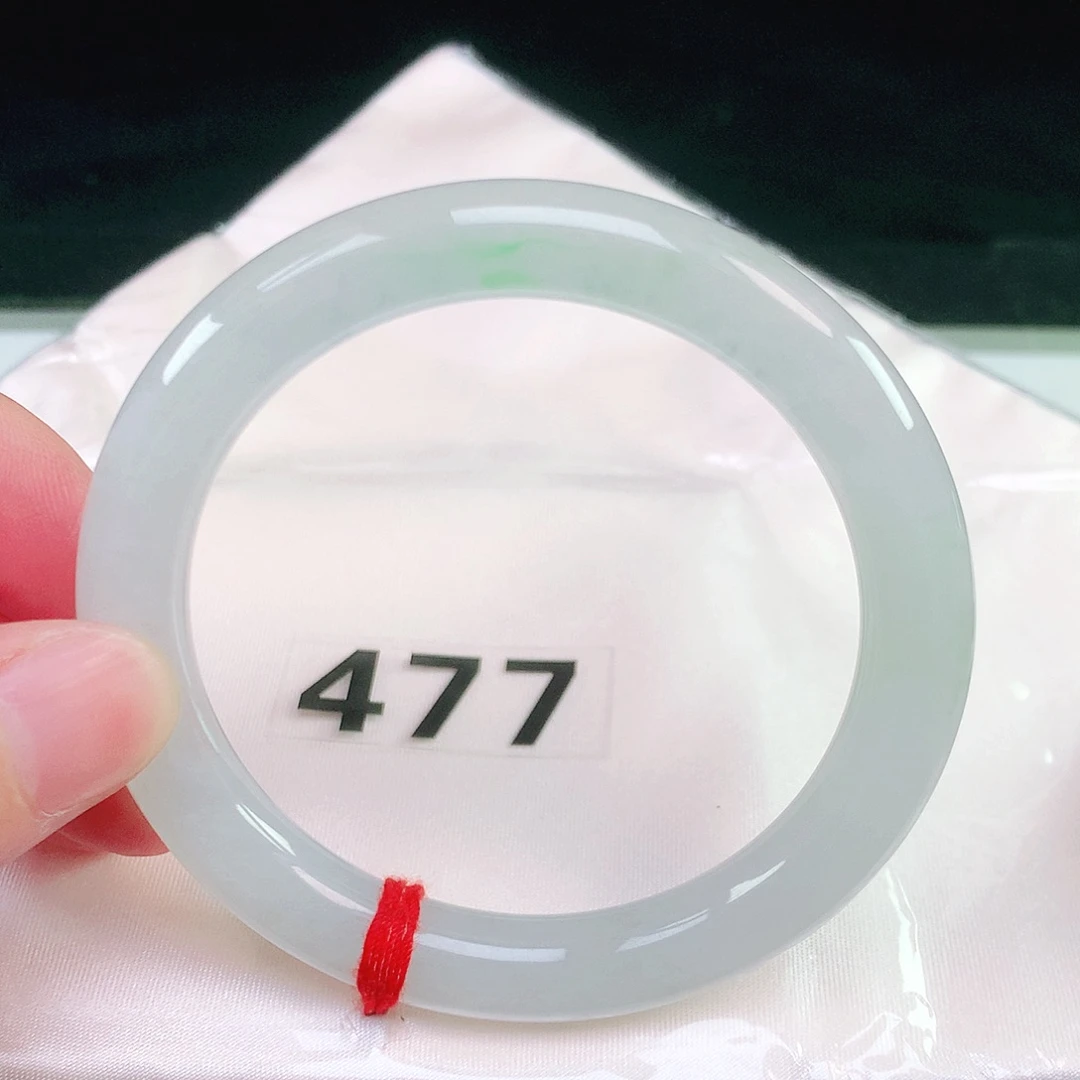 未镶嵌手镯（圆镯）翡翠477