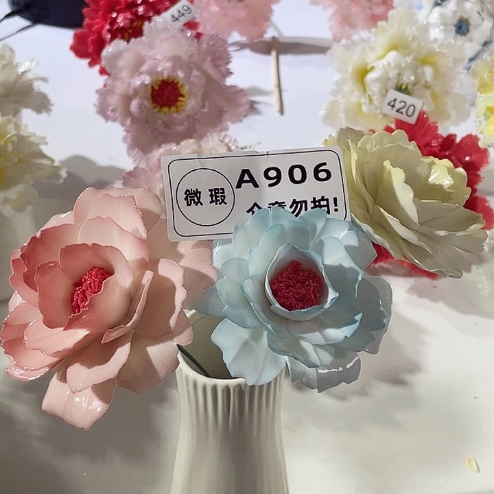摆件德化工厂陶瓷手工捏花