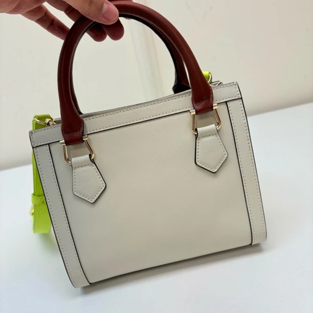 38629 韩版papa，奶白色牛皮手提托特斜背包，尺寸：20x17x10cm