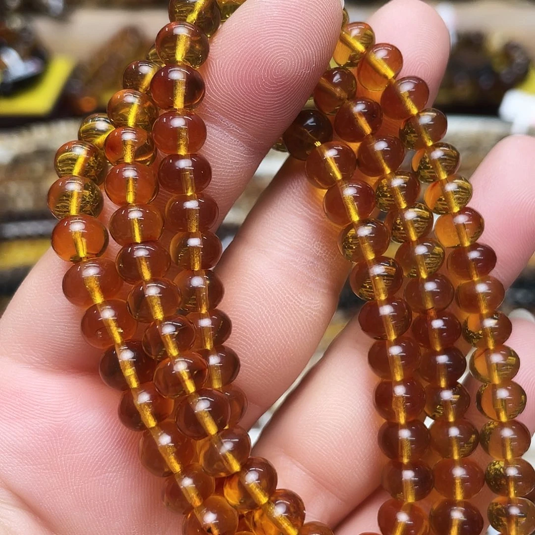 未镶嵌琥珀裸石七