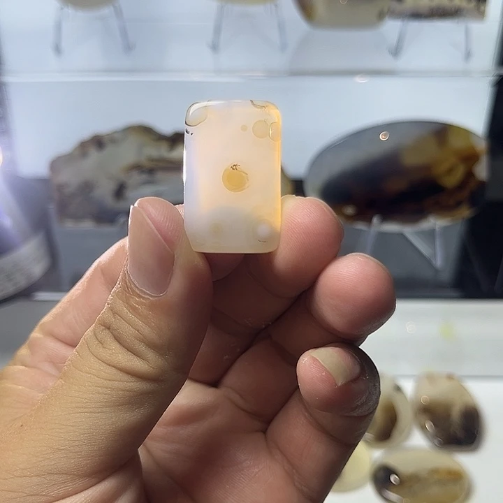 玛瑙/玉髓未镶嵌吊坠(不含链)