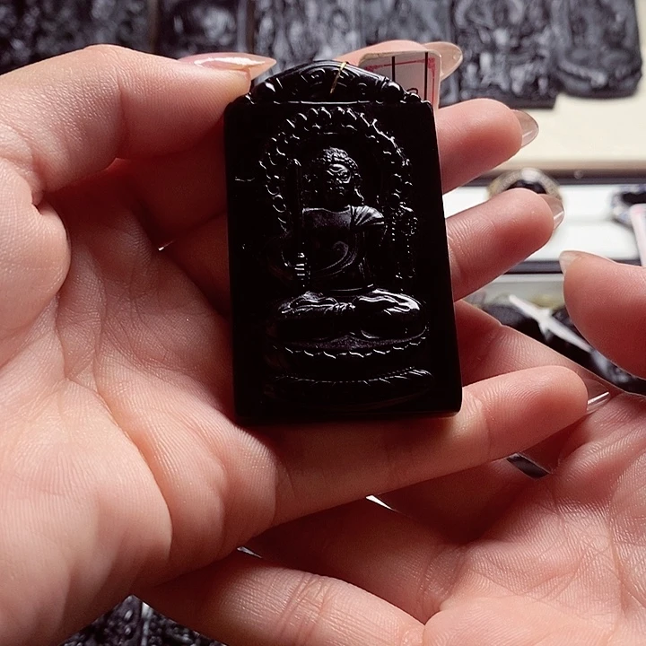 天然缅料A货不动明王