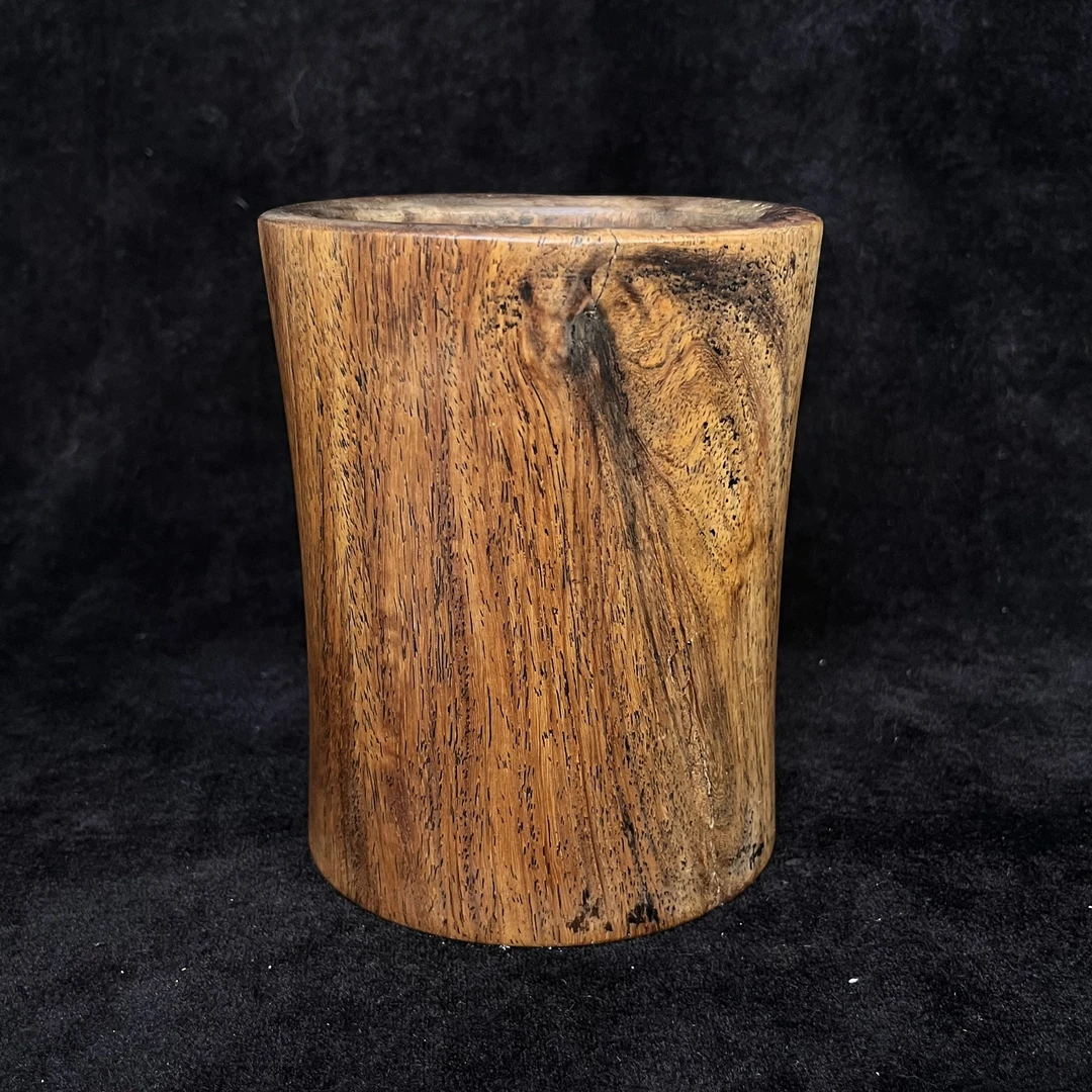 清代黄花梨束腰笔筒