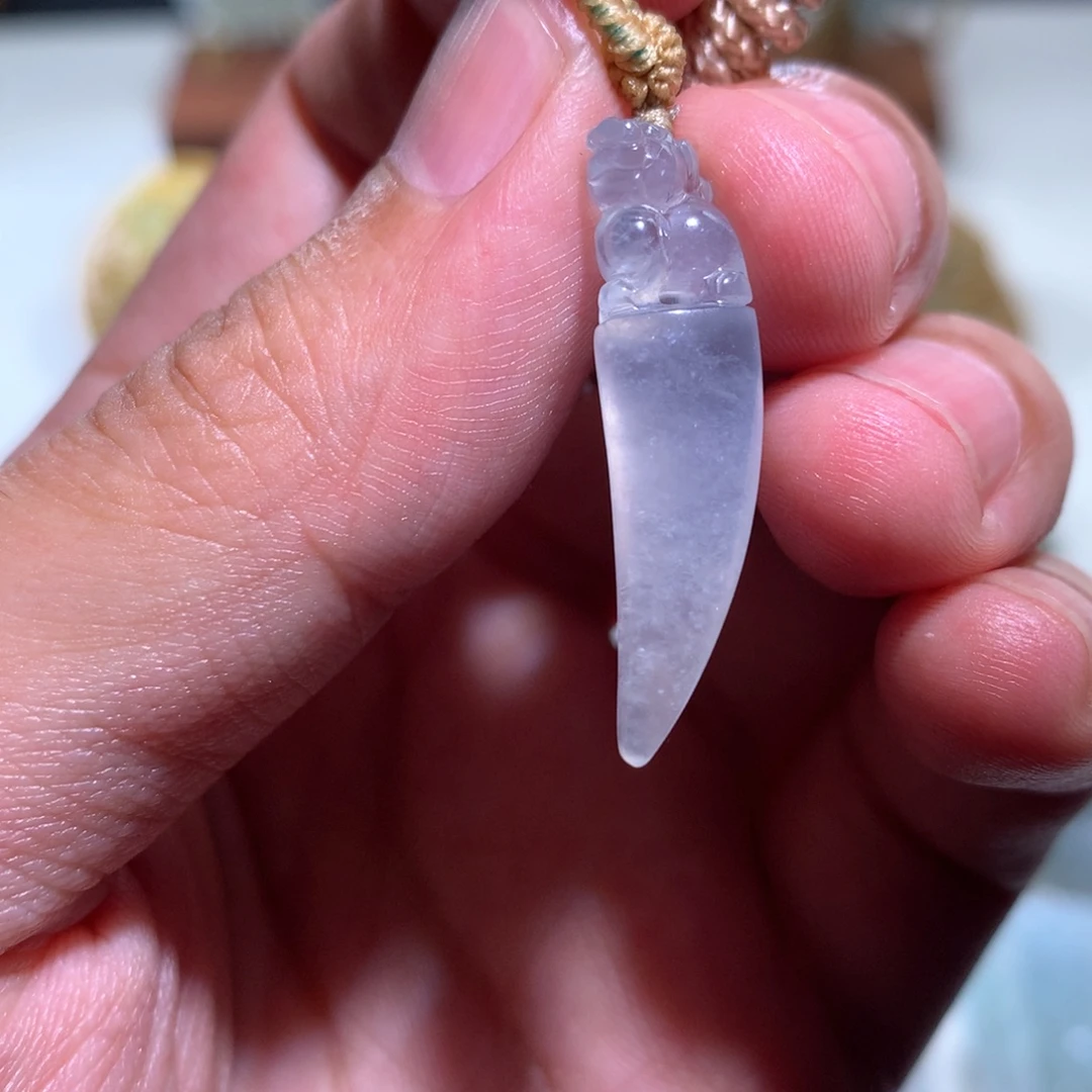 定制翡翠未镶嵌挂件