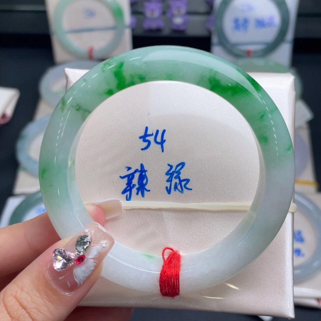 翡翠未镶嵌手镯翡翠手镯
