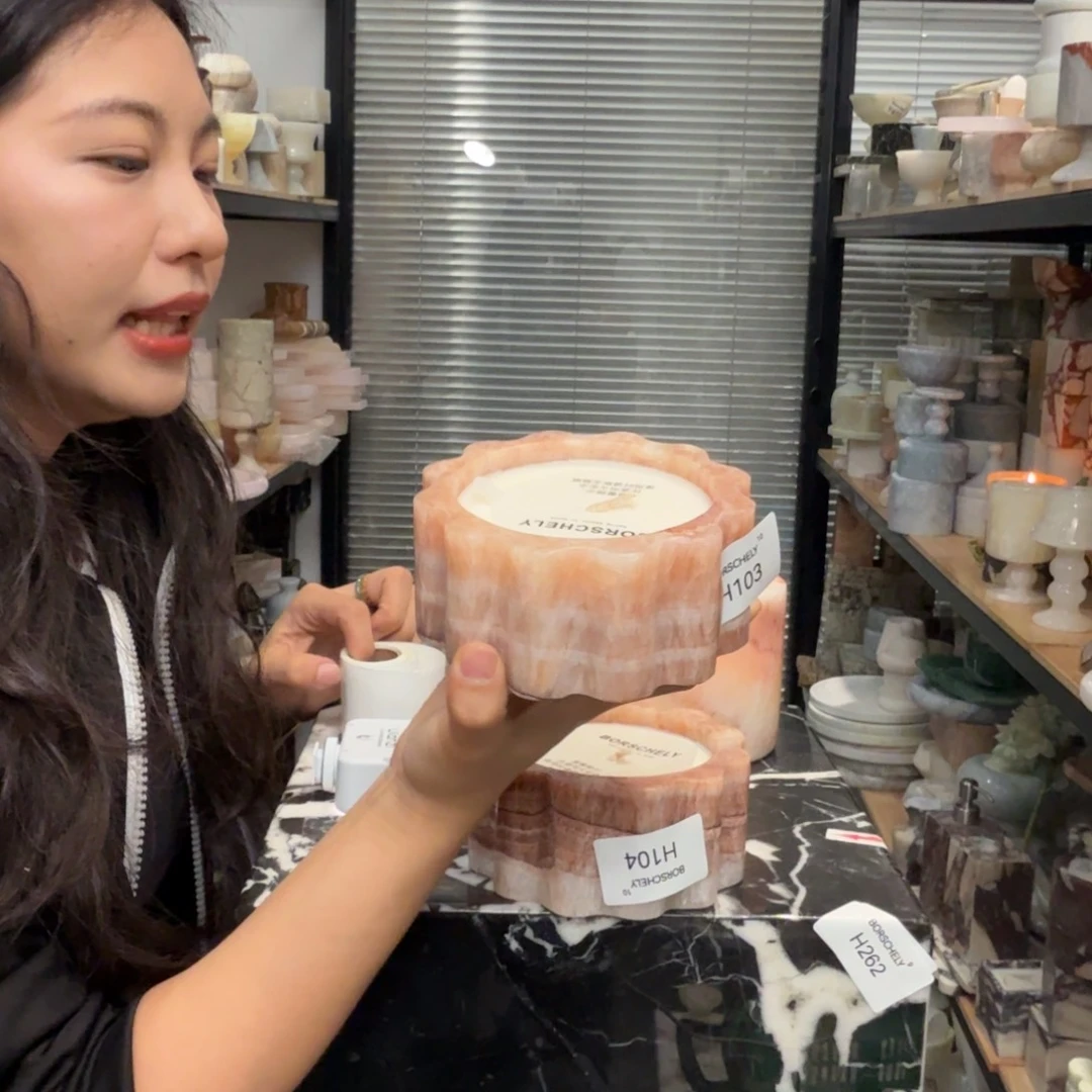 H103。 想。                  香薰。   香薰。