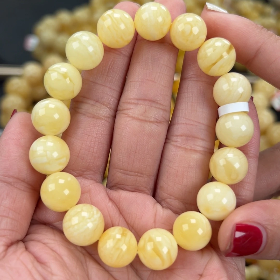 琥珀未镶嵌手链17.7克