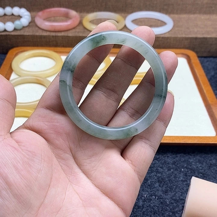 未镶嵌手镯石英质玉9014