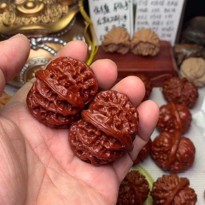 文玩核桃把件?*苹果园