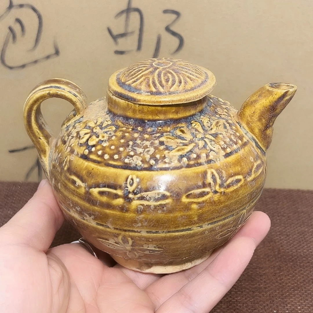 陶摆件空心的玻璃幕纸被拆