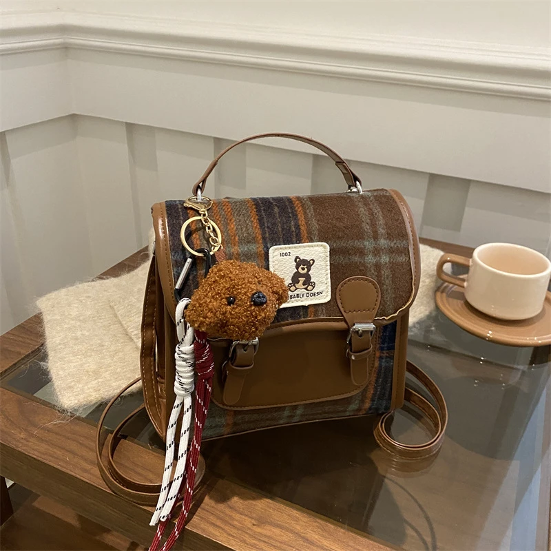 【A10】手提小包包女2024新款潮时尚学院风双肩包冬季复古斜挎包