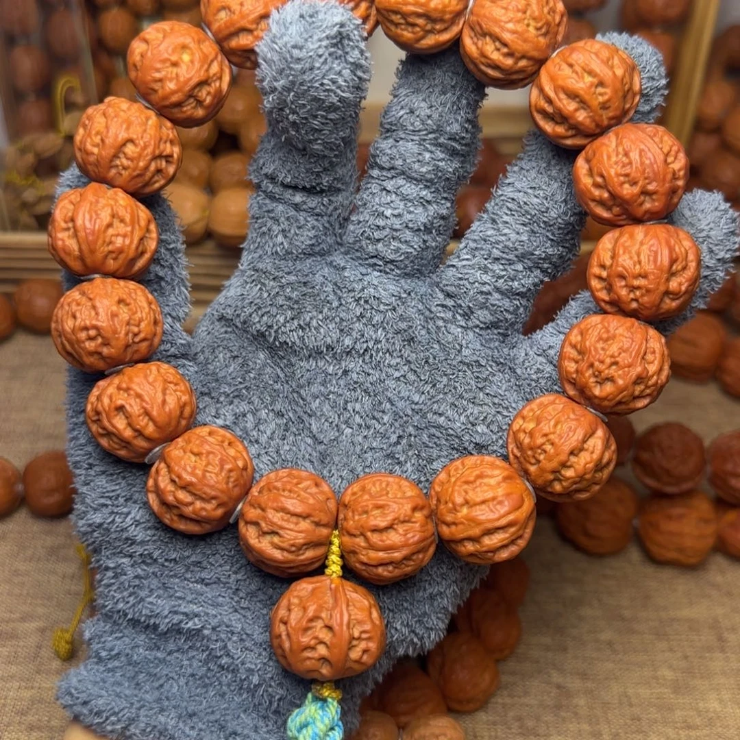 妖***酒吊坠文玩核桃珊瑚纹八棱磨盘手持