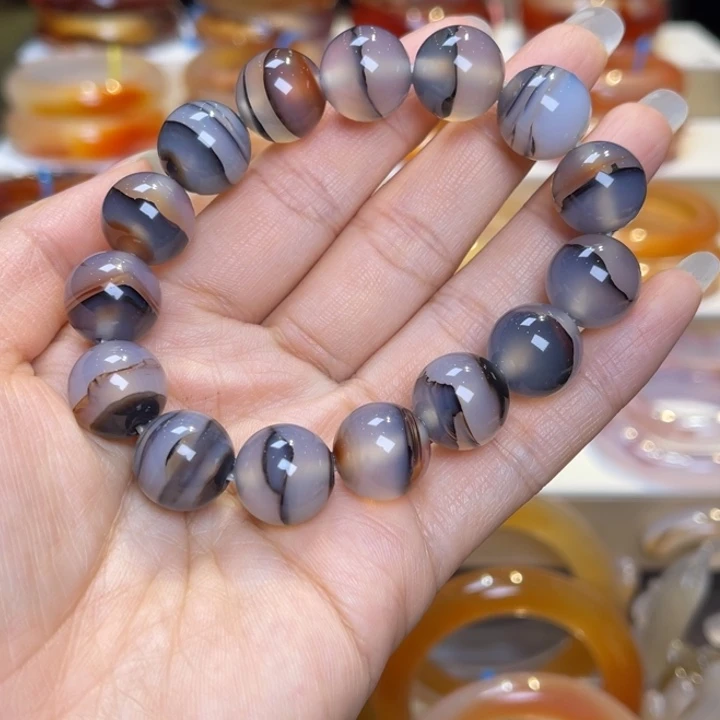 玛瑙/玉髓手镯未镶嵌