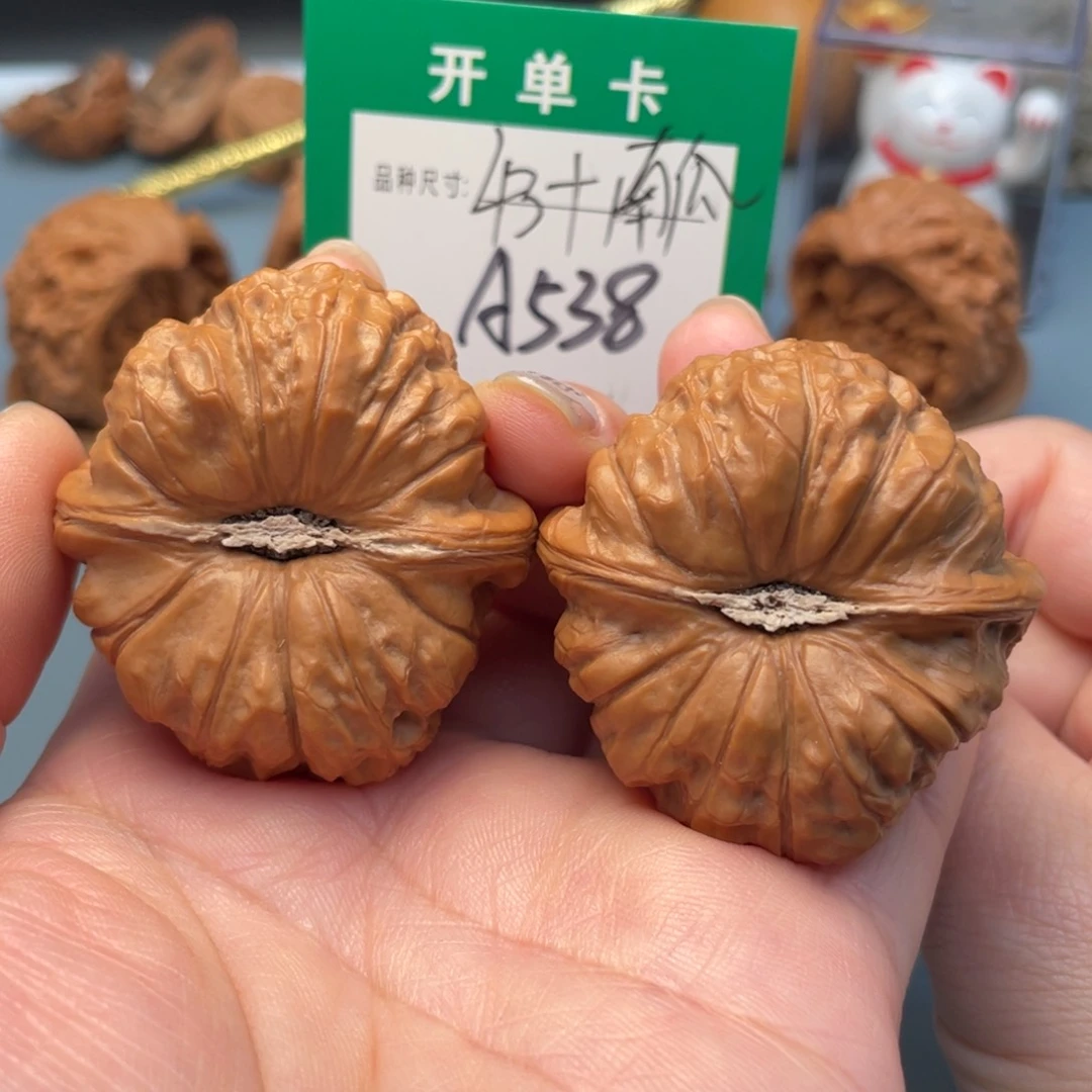 吊坠桃核文玩核桃