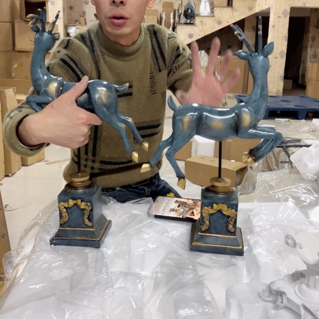 陶红陶红陶红陶红陶一对飞鹿