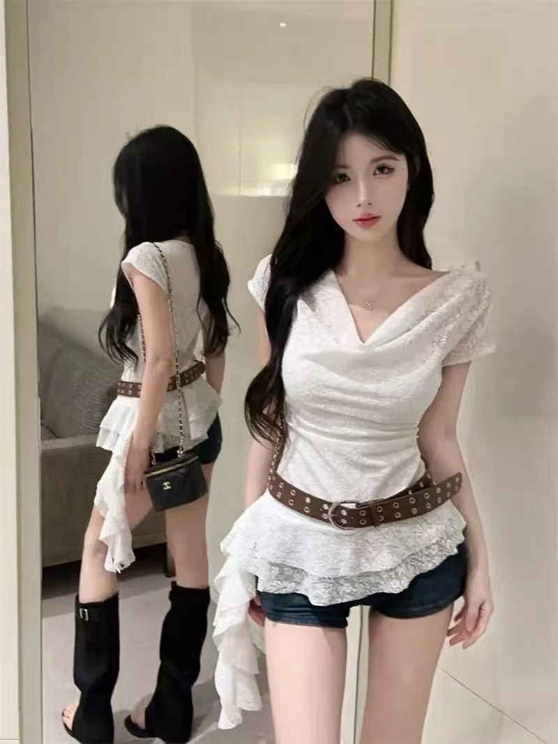 Yuanzhan/媛站短款蕾丝修身型气质名媛蕾丝衫设计感修身