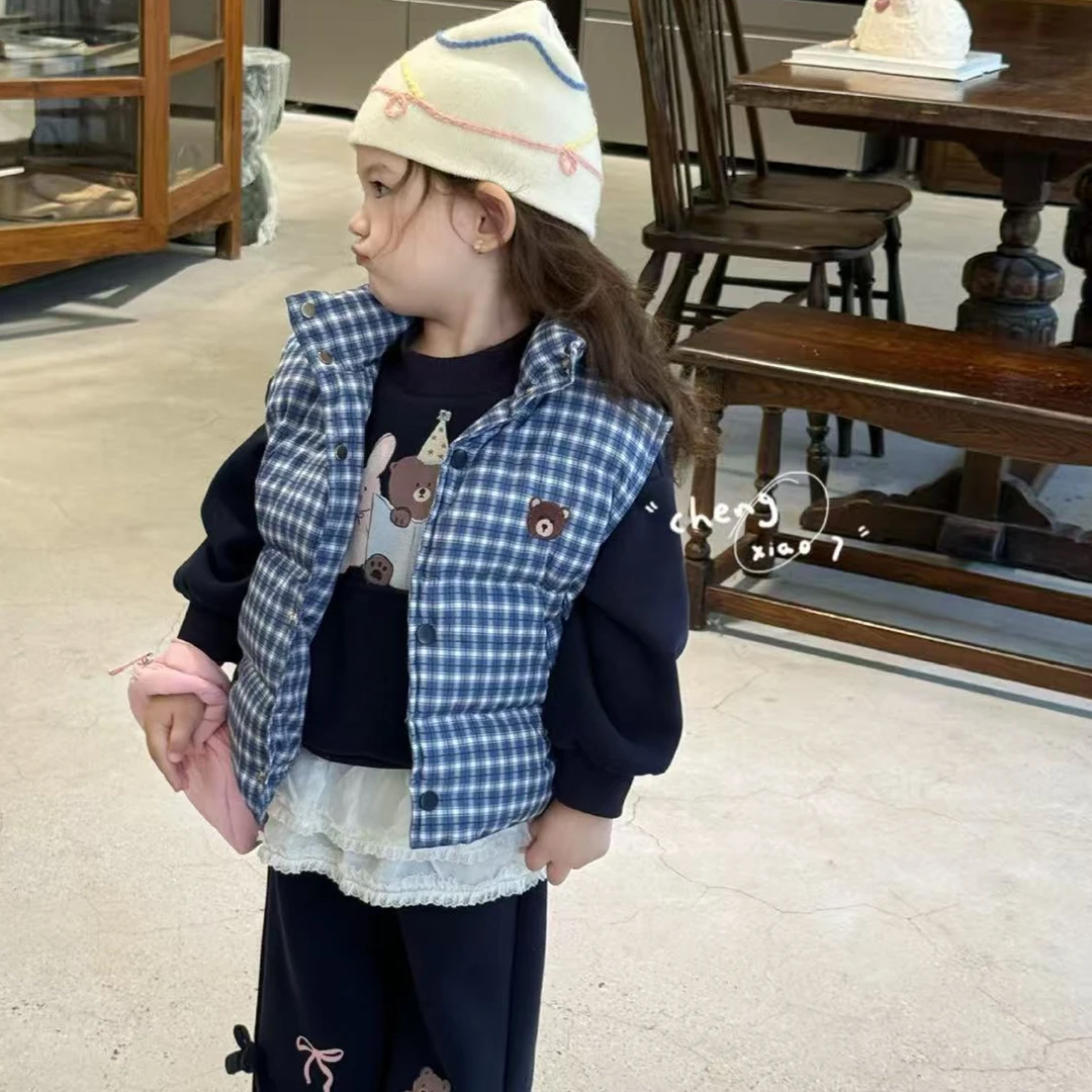 2025橙小七洋气蓝格羽绒马甲韩版女童童装儿童外穿谷米熊羽绒服