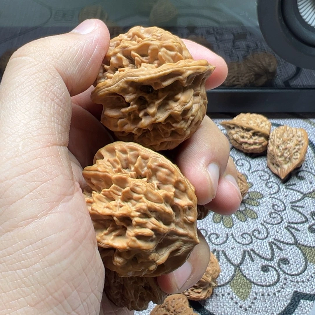 金***涌吊坠龙脊菩提大花