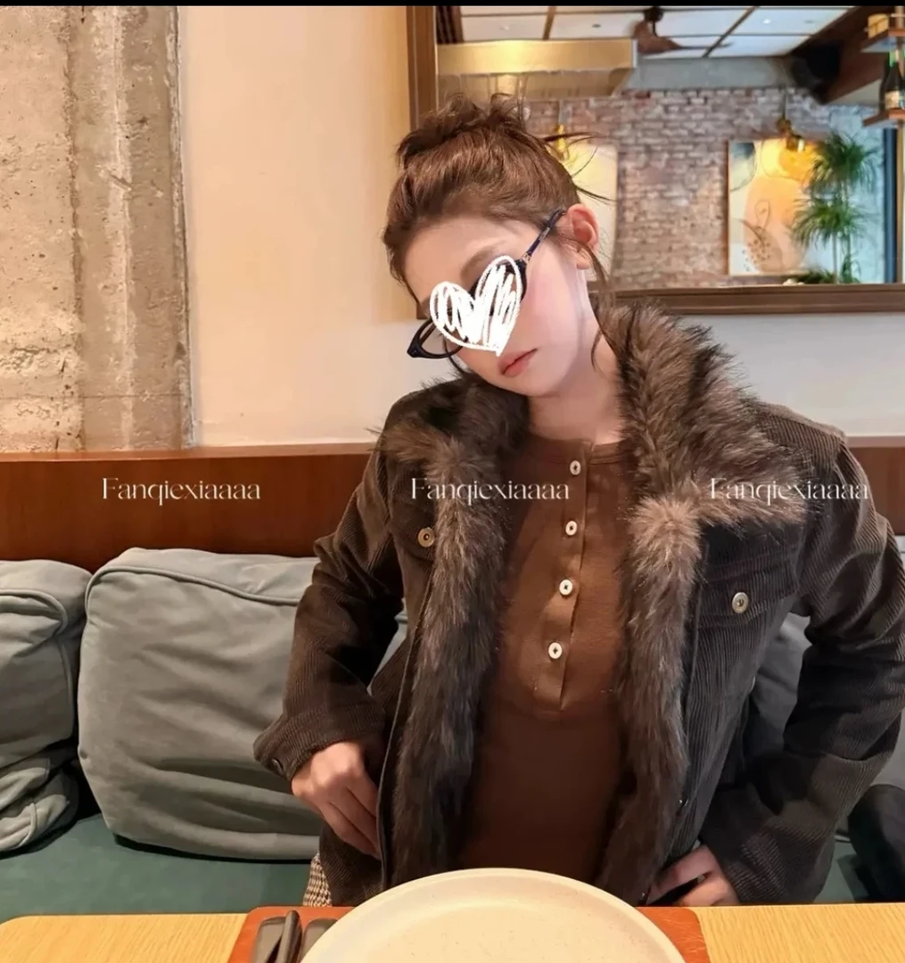 复古做旧可拆卸毛领毛毛夹克外套女2025秋冬新款小众时髦气质穿搭