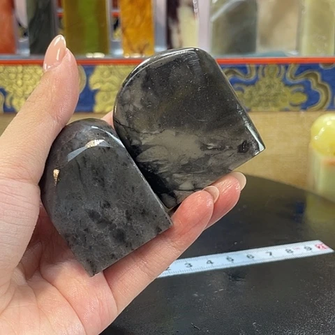 寿山石印石月**?寿山石印石