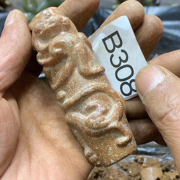 未镶嵌和田玉挂件