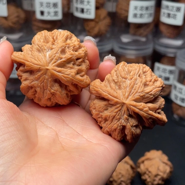 文玩核桃吊坠粗筋49