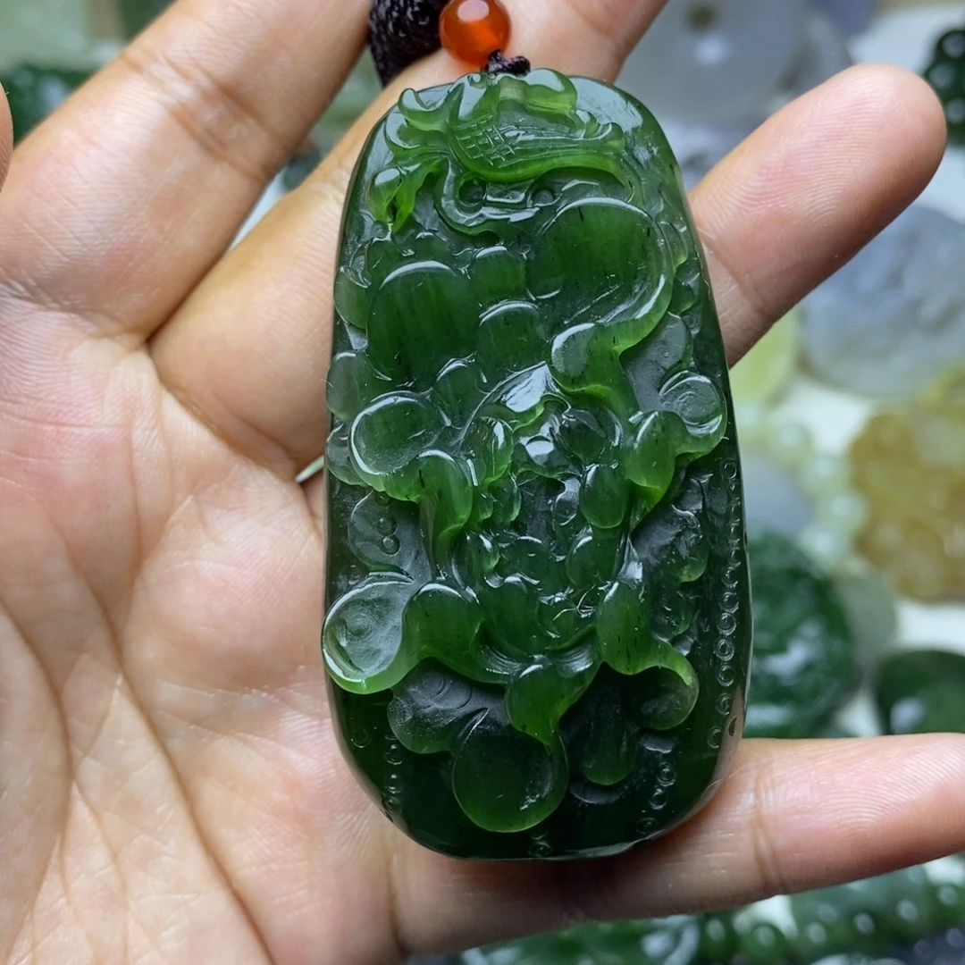 颈饰未镶嵌和田玉