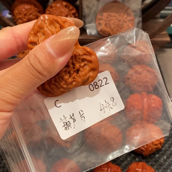 刘***。把件文玩核桃精品