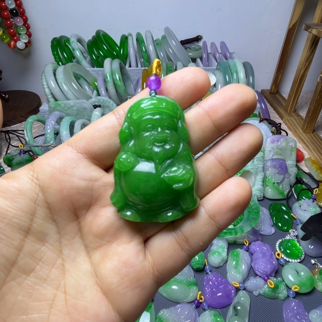 翡翠未镶嵌颈饰吊坠