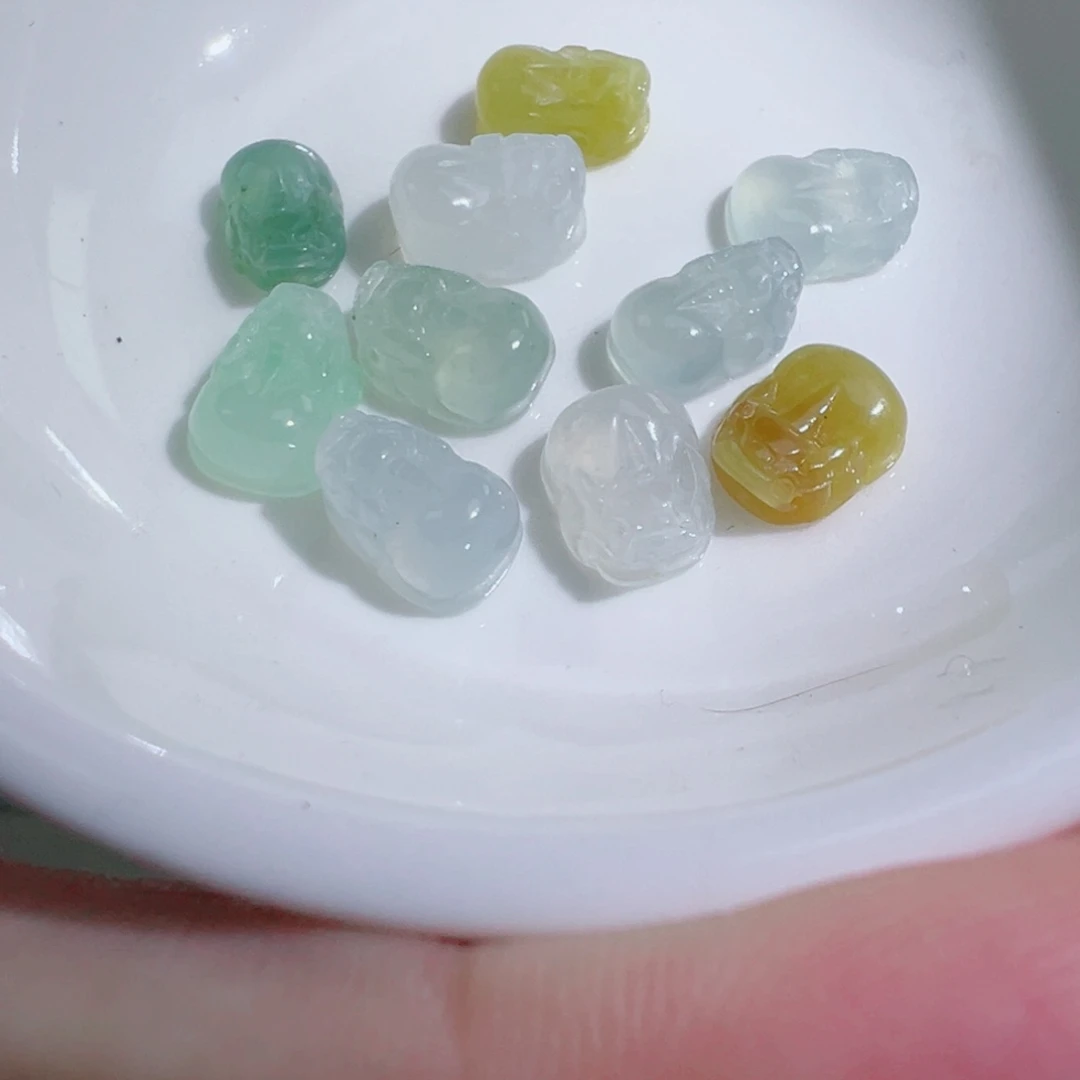 翡翠散珠貔貅一只 多样性发货