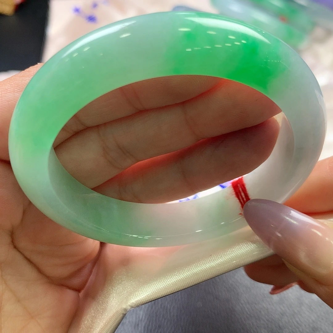 翡翠未镶嵌手镯55.正强推