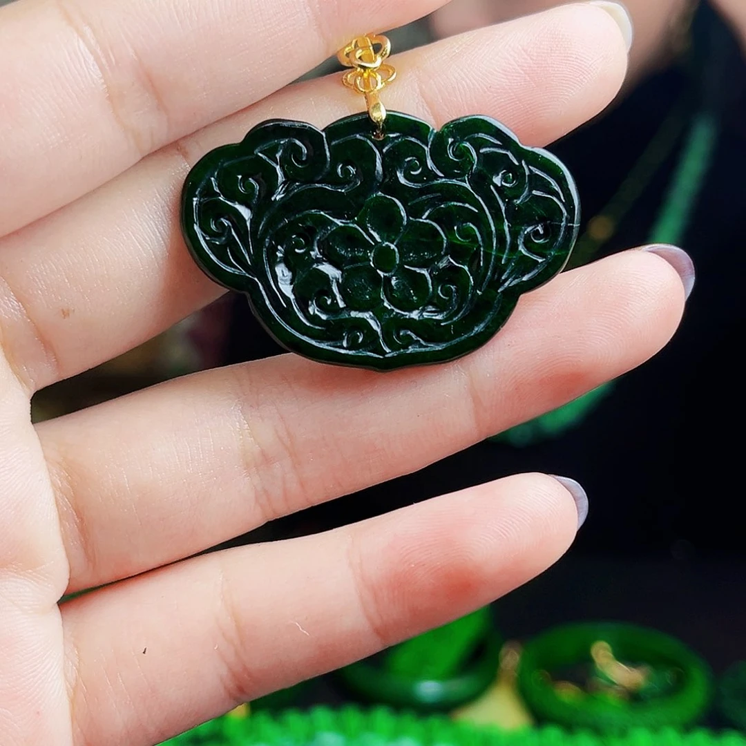 颈饰银S925镶嵌翡翠多样性