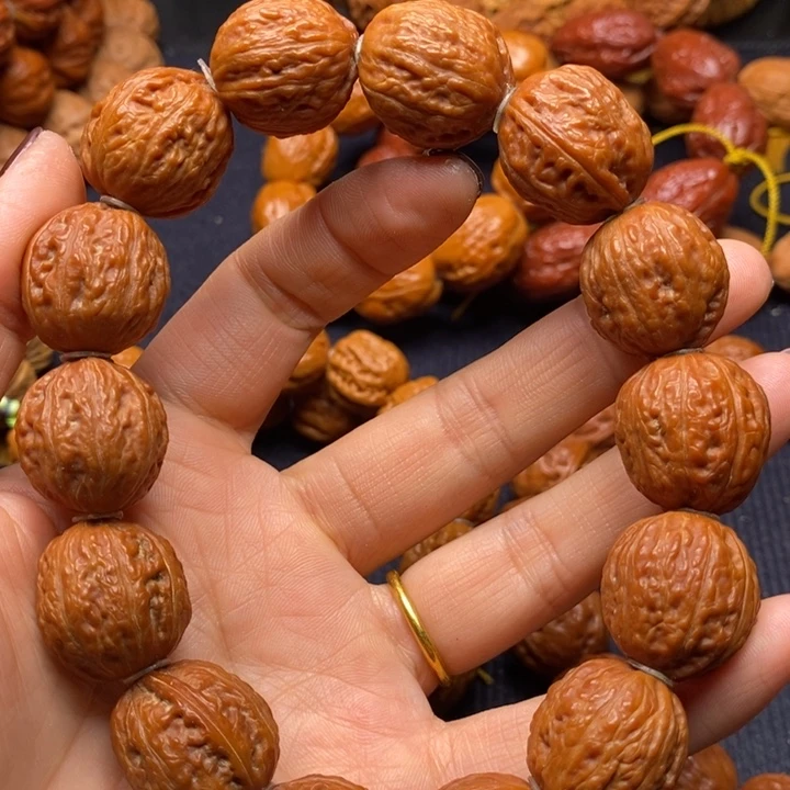 【闪购商品】吊坠文玩核桃水晶小枣手串