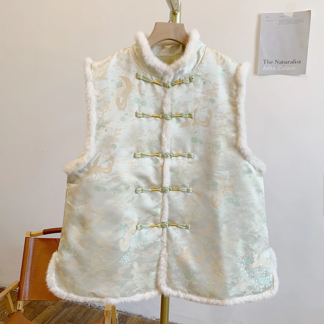 青鸟C5034夹棉提花毛条盘扣圆领马甲