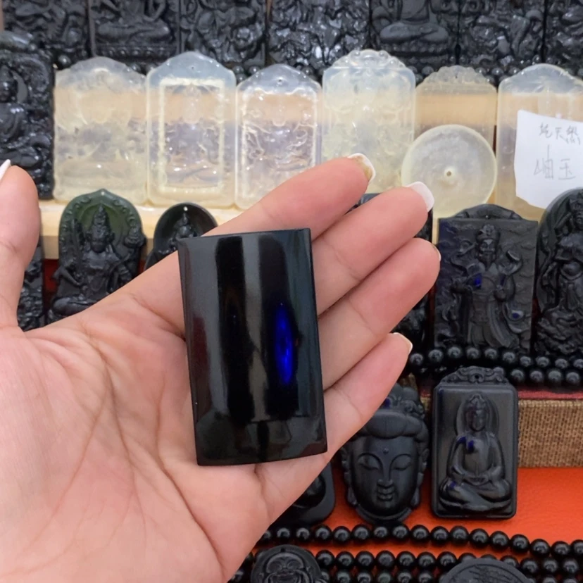 【闪购商品】未镶嵌蛇纹石玉颈饰邪*笑