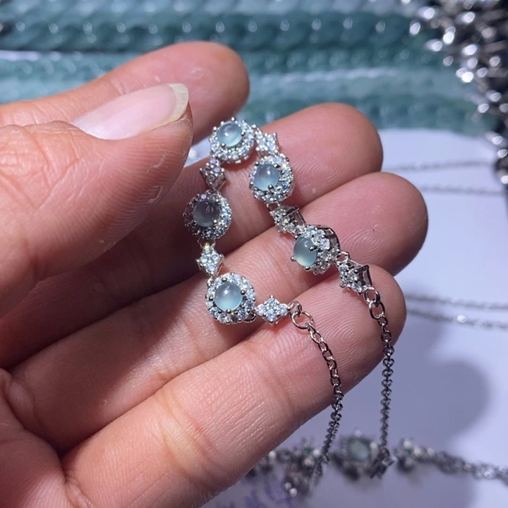 翡翠未镶嵌颈饰天然翡翠