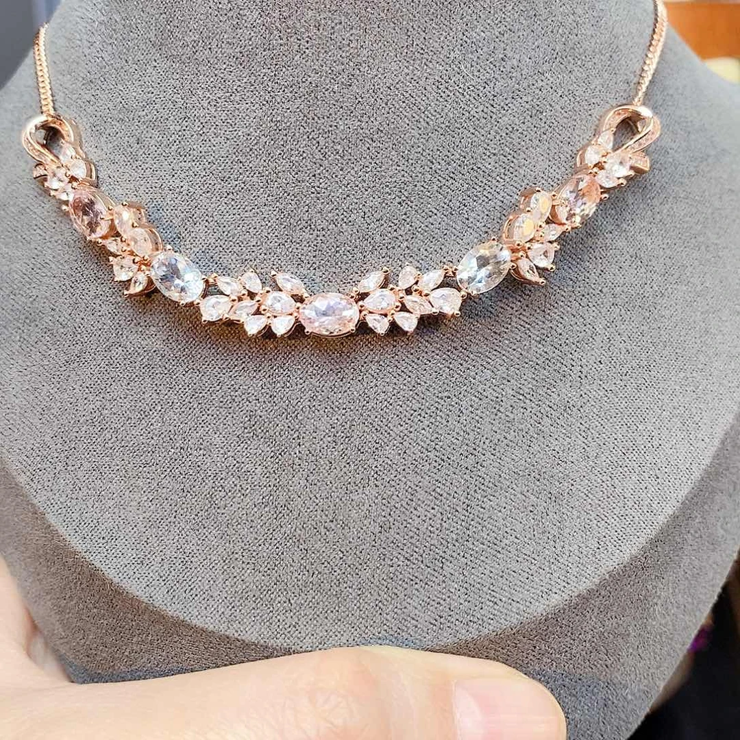 银S925镶嵌颈饰绿柱石（摩根石）海蓝宝