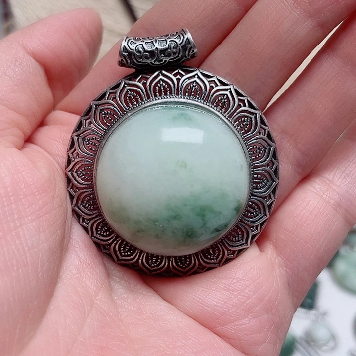 透闪石-蛇纹石玉银S925镶嵌颈饰L****成