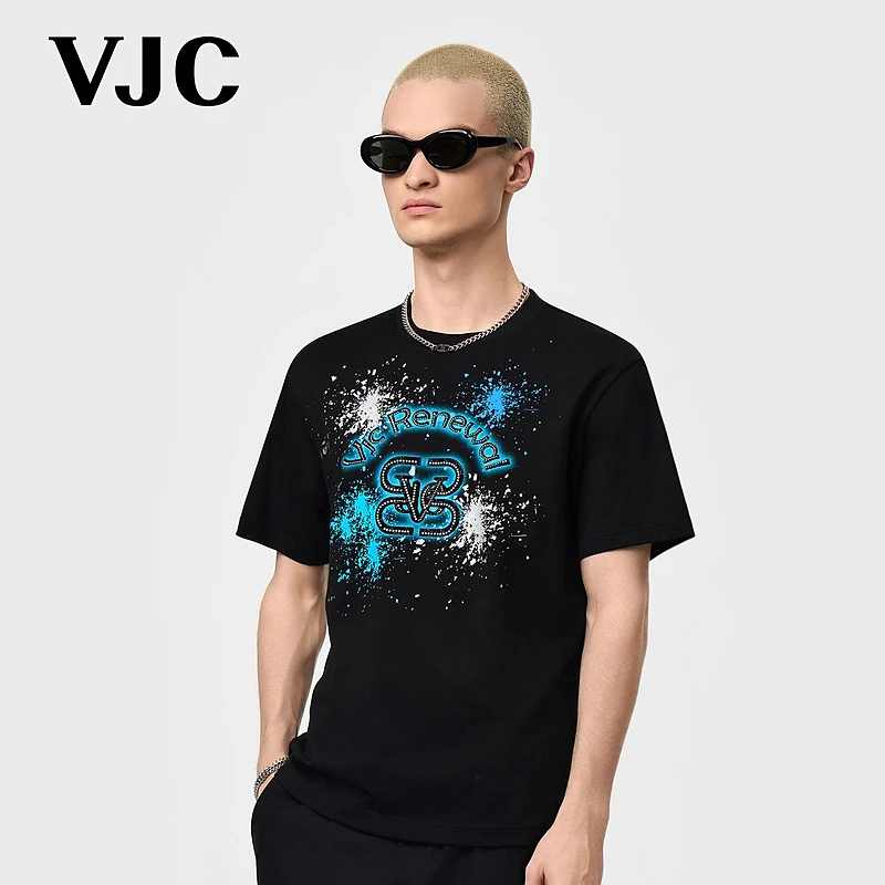 VJC/威杰思2025夏季新款男装时尚潮流艺术泼墨短袖T恤B25BA1013