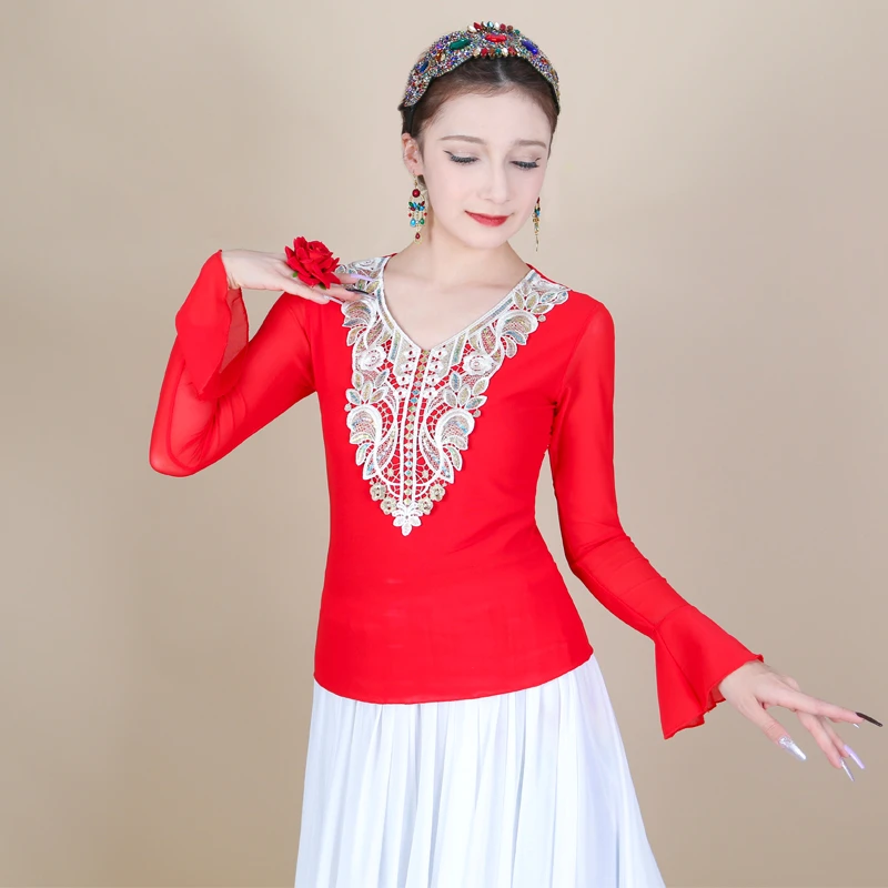 【马荣专属】2025民族风新疆舞广场舞服贴花喇叭袖上衣