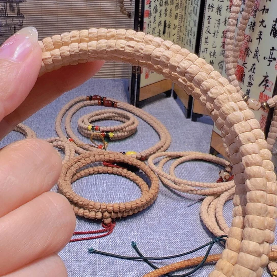 张***道柏香籽/百香籽吊坠