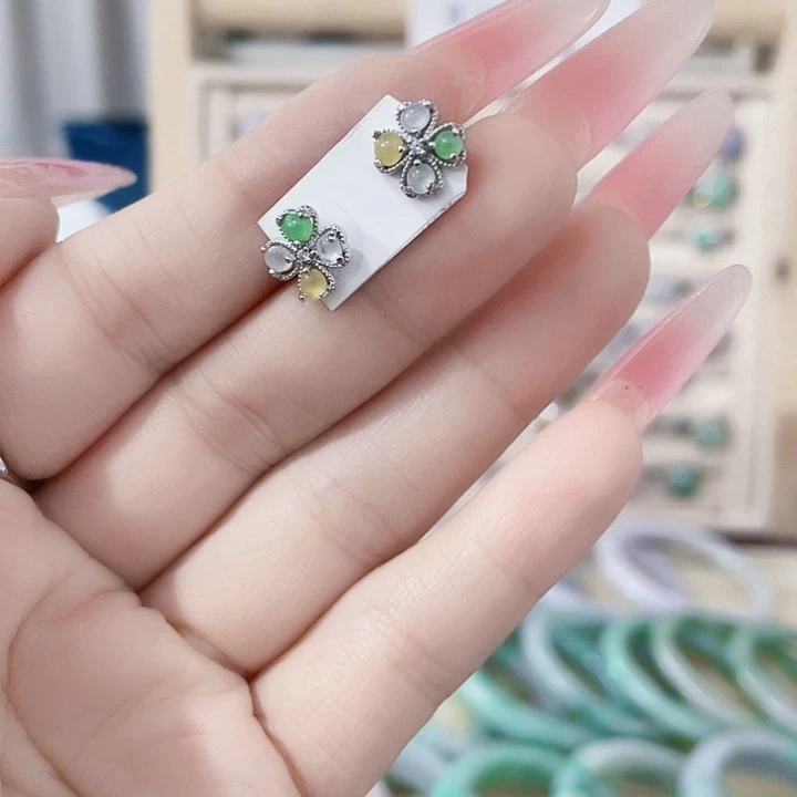 翡翠未镶嵌颈饰天然翡翠A货