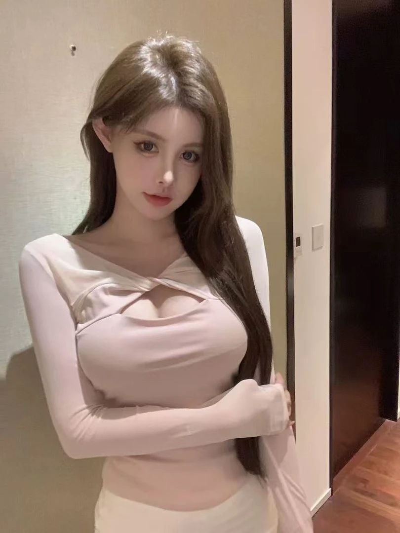 纯欲风网纱镂空长袖T恤女春季修身内搭打底衫短款上衣+皮裙套装