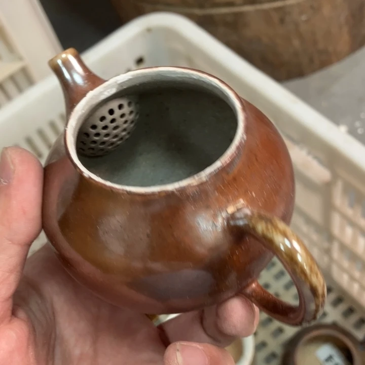 柴烧杯子与宝瓶大放漏
