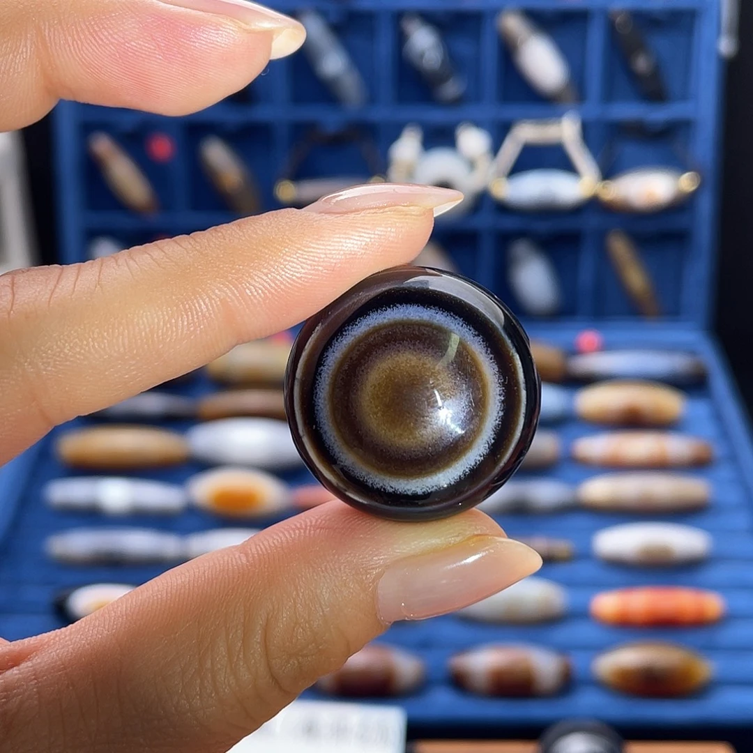 玛瑙/玉髓未镶嵌珠宝半成品